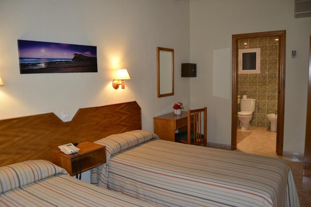 Alfons Hotel ثيوداديلا المظهر الخارجي الصورة